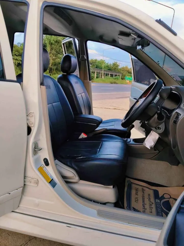 2011 Toyota Avanza I 3