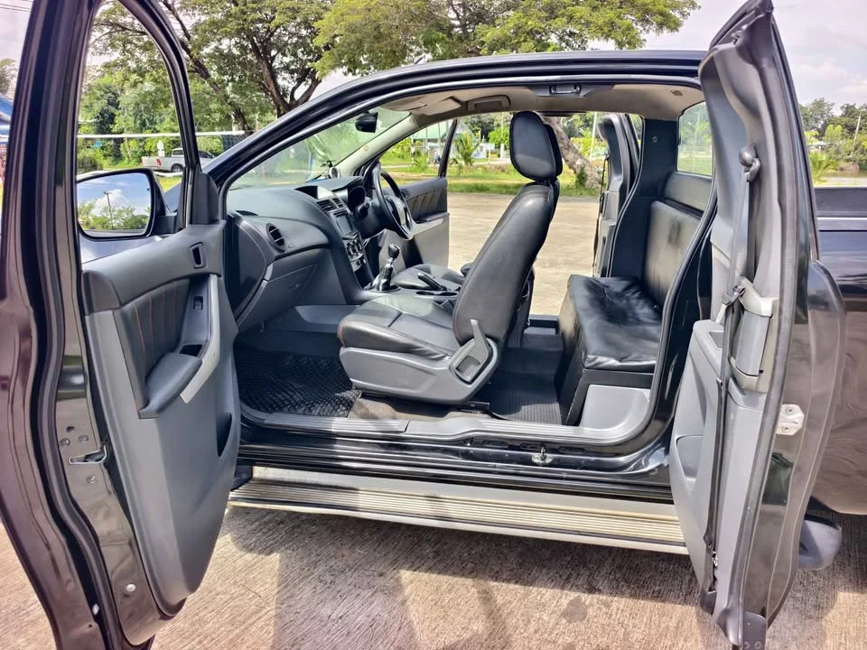 2012 Mazda BT-Series II 2