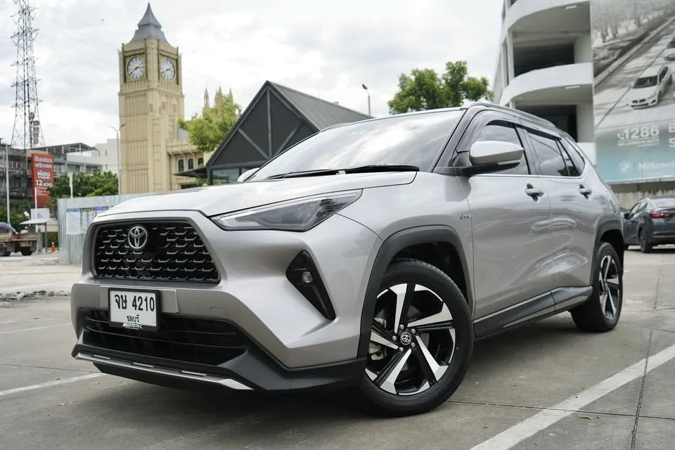 2024 Toyota Yaris Cross AC200 2