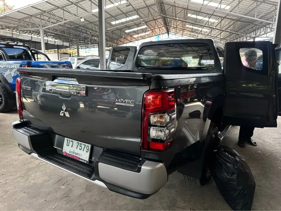 2020 Mitsubishi Triton V 2