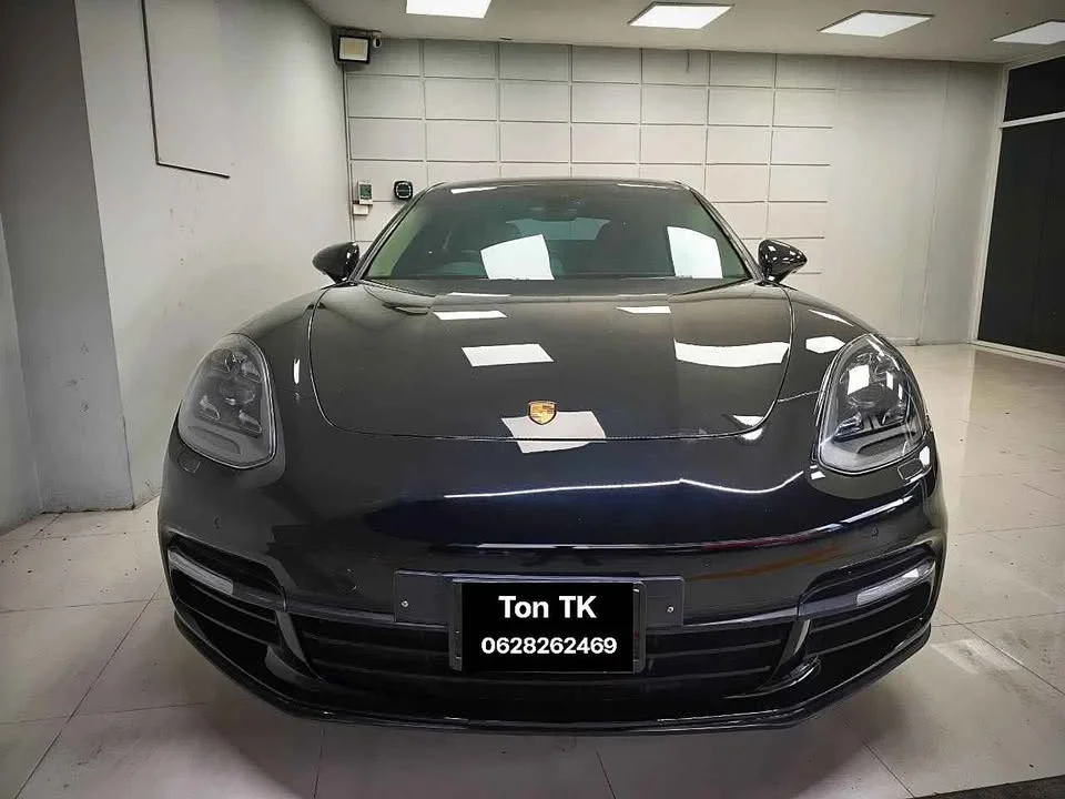 2017 Porsche Panamera II 2