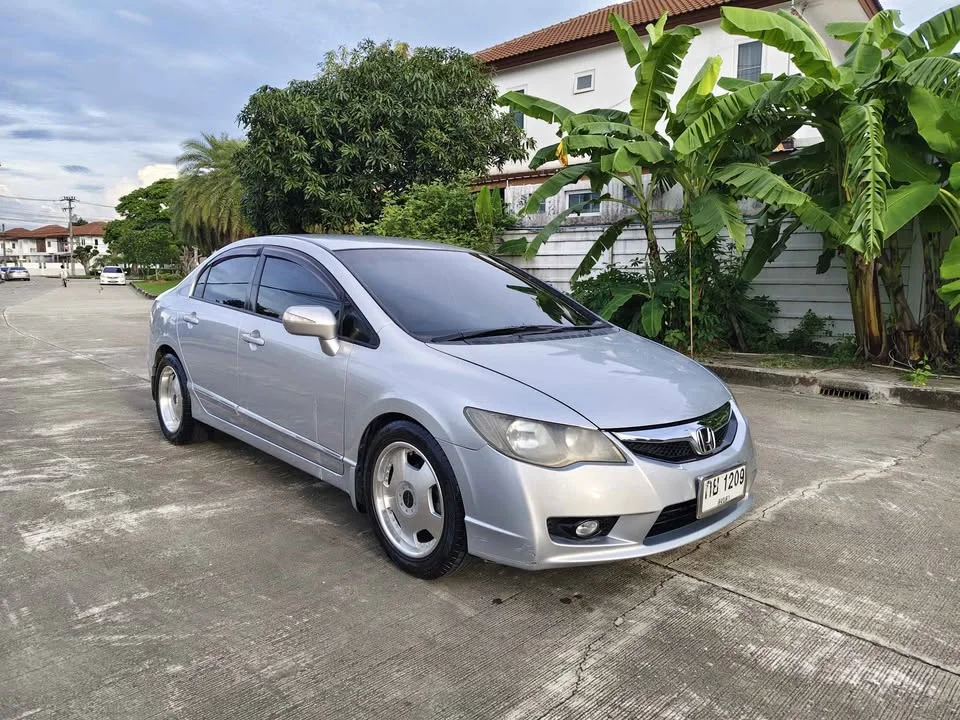 2009 Honda Civic VIII 2
