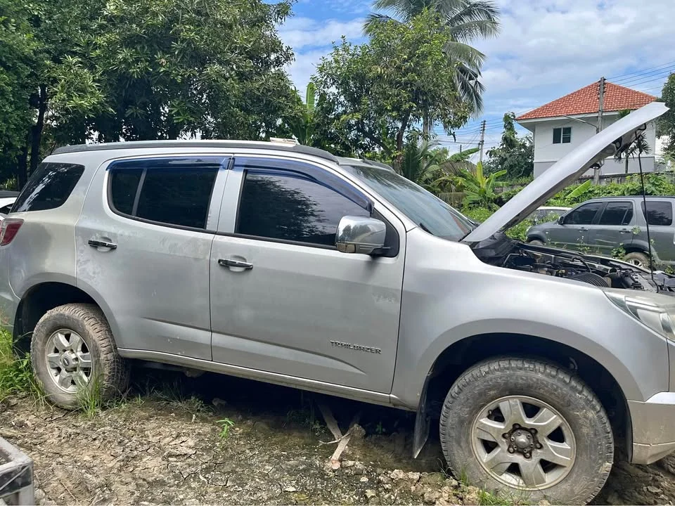 2014 Chevrolet TrailBlazer II 2