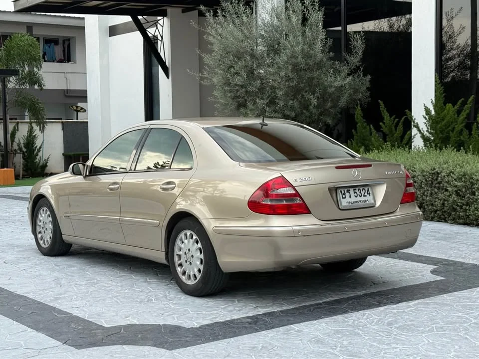 2003 Benz E-Class W211 3