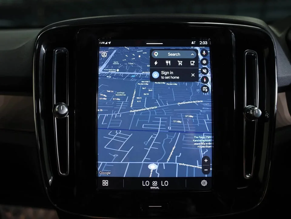 2024 Volvo XC40 2