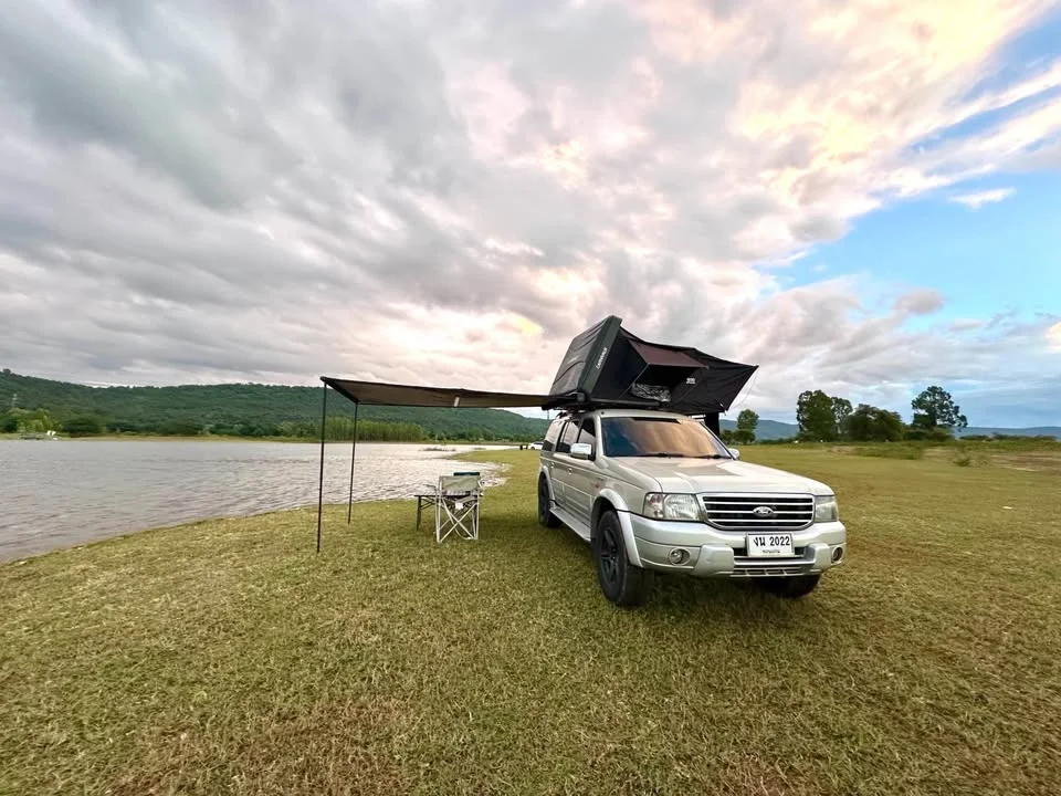 2005 Ford Everest I 3