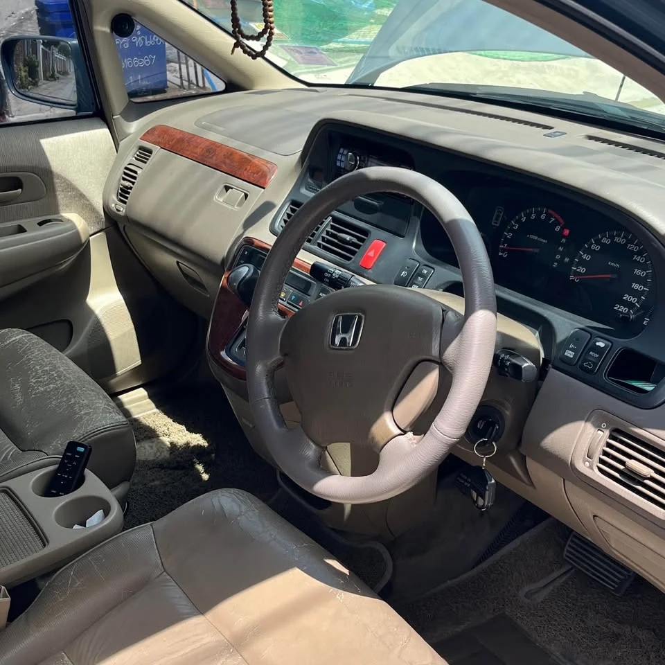 2001 Honda Odyssey II 2