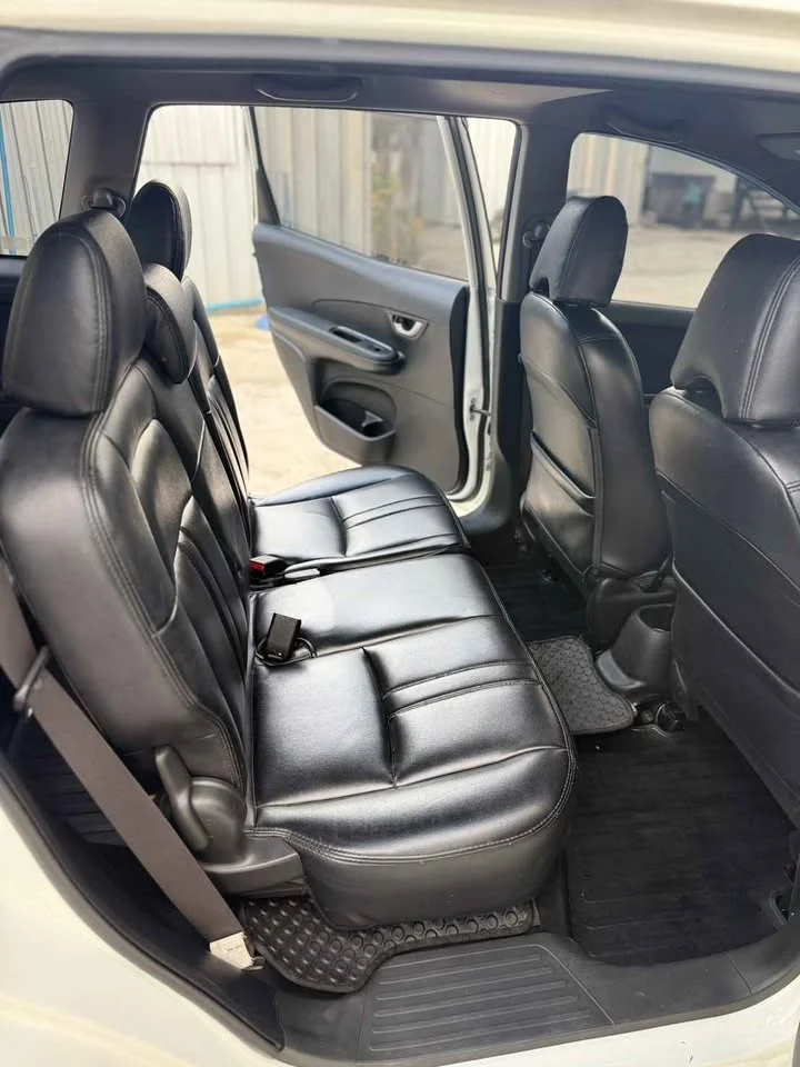 2017 Honda Mobilio II 2