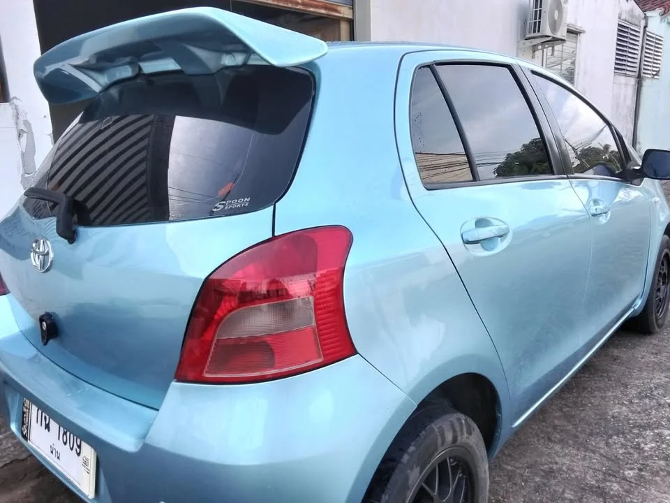 Toyota Yaris II 3
