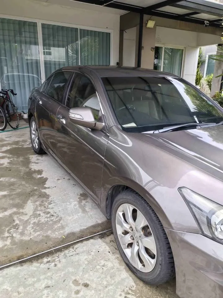 2010 Honda Accord VIII 3