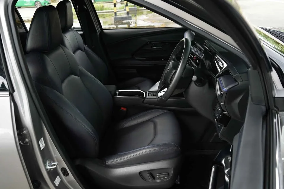 2024 Toyota Yaris Cross AC200 3
