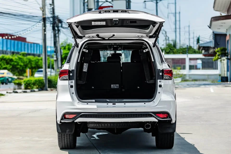 2017 Toyota Fortuner II 2