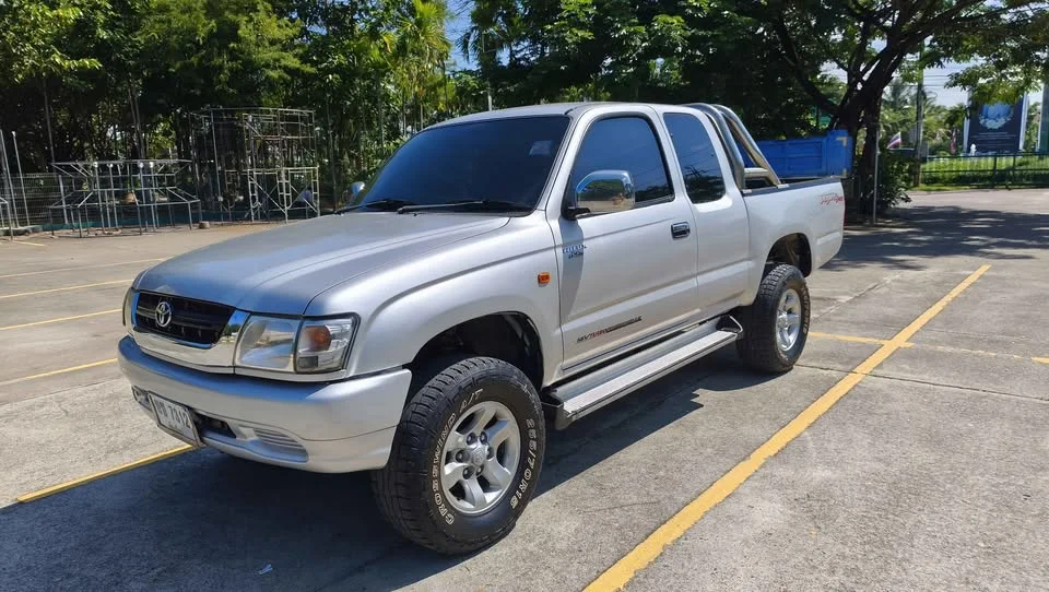 2001 Toyota Hilux Tiger VI 2