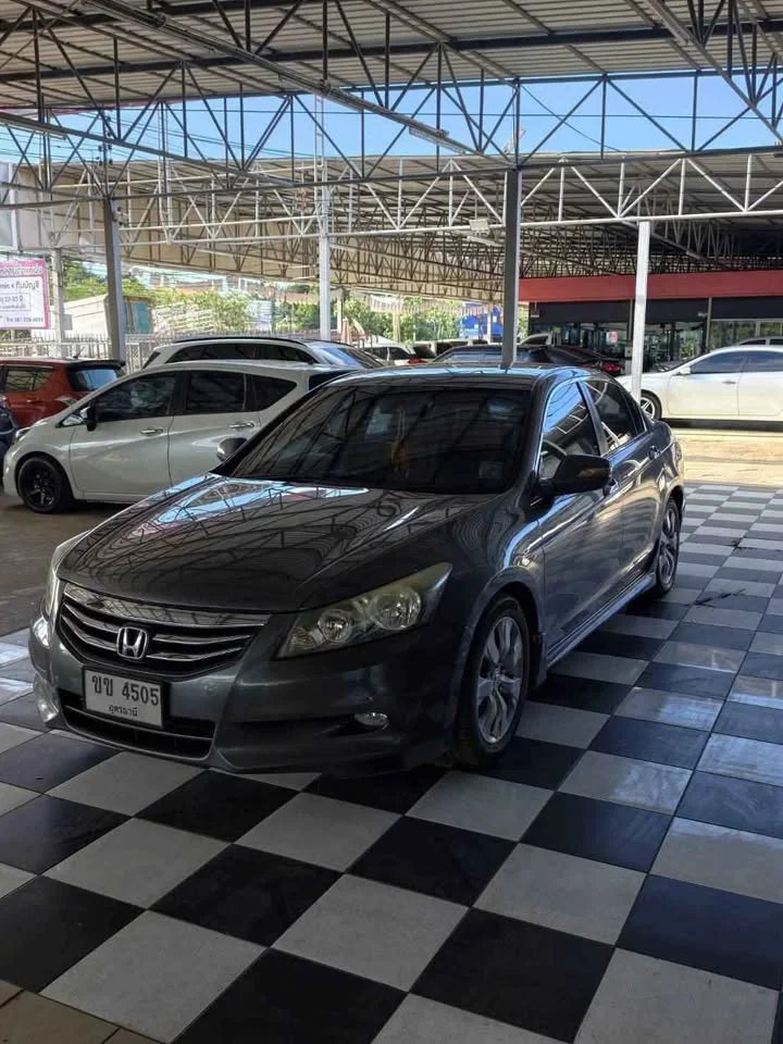2011 Honda Accord VIII 2
