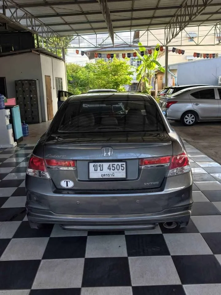 2011 Honda Accord VIII 3