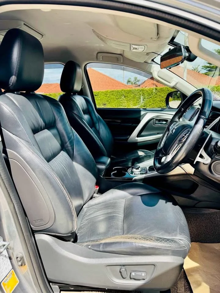 2016 Mitsubishi Pajero Sport III 2