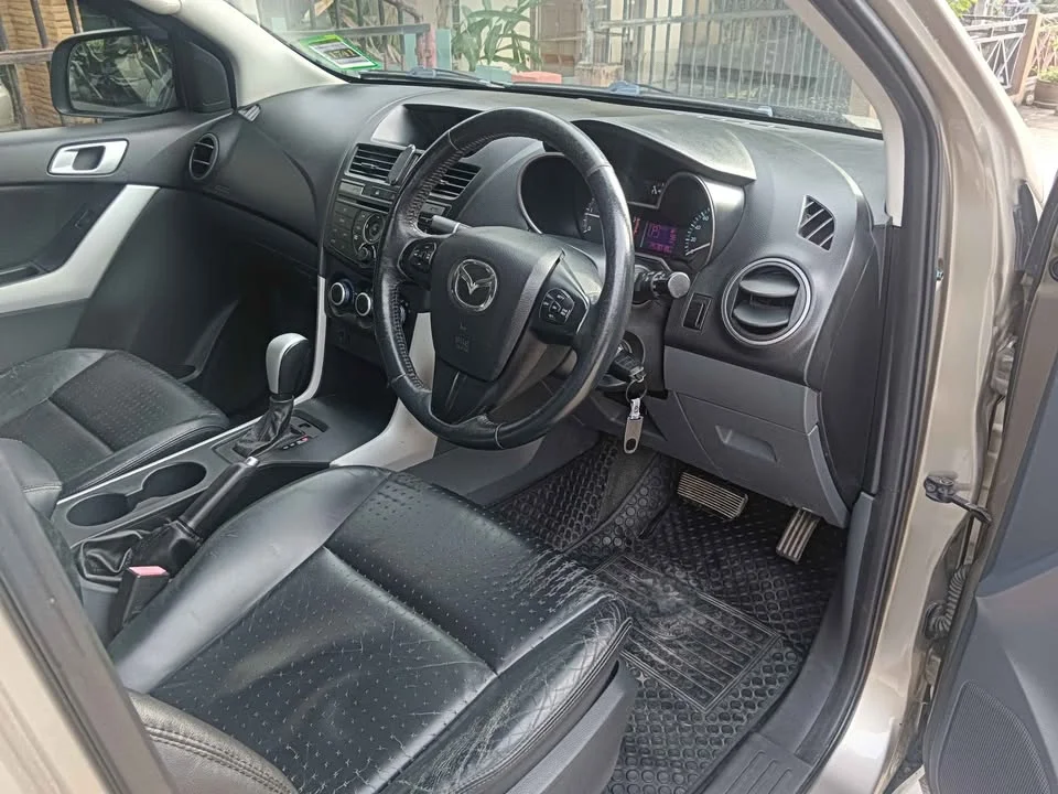 2012 Mazda BT-Series II 2