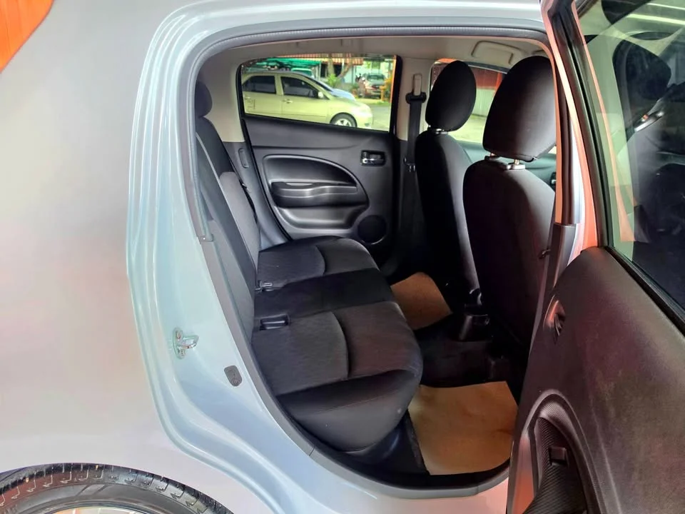 2020 Mitsubishi Mirage VI 3