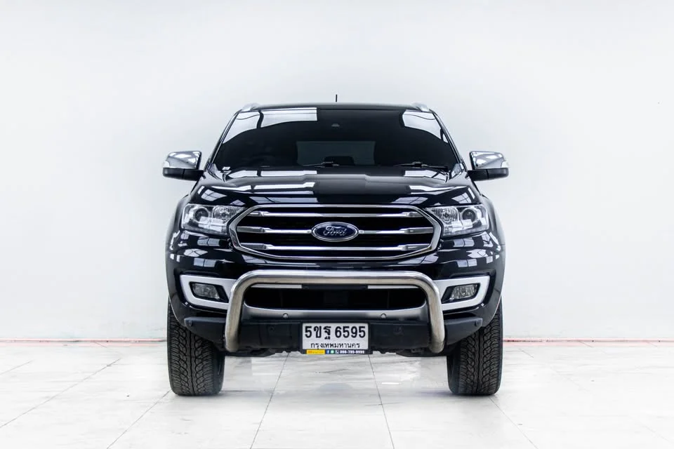 2019 Ford Everest II 2