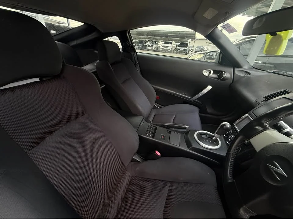 2004 Nissan 350Z V 3