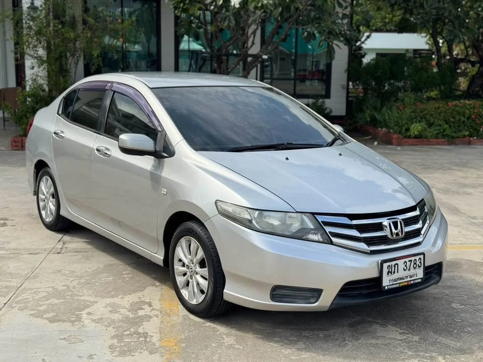 2012 Honda City V 3