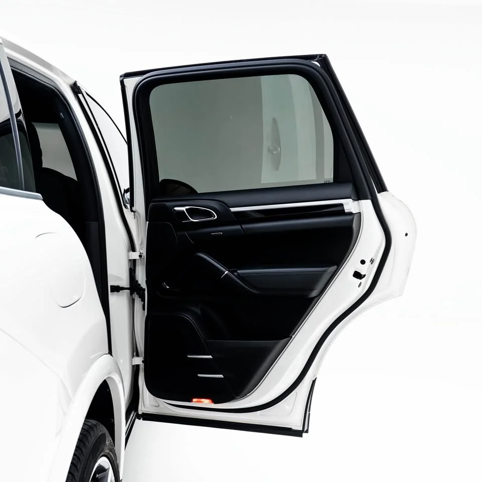 2011 Porsche Cayenne III 2