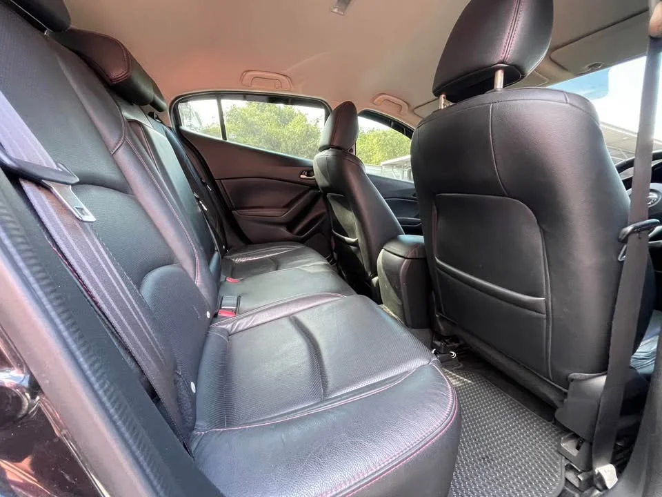 2014 Mazda 3 III 3