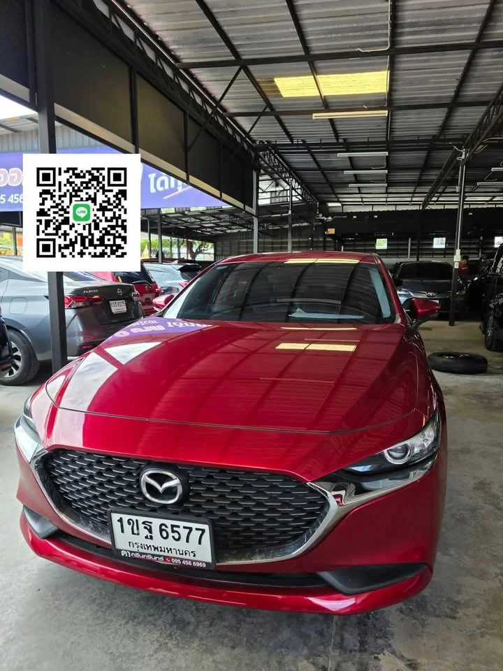 2019 Mazda 3 IV 2