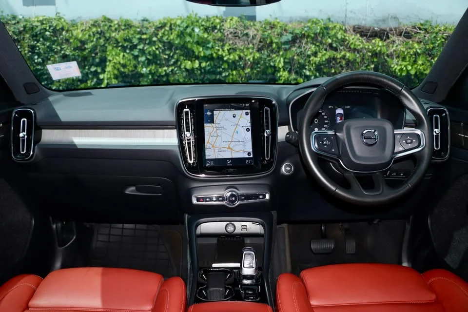 2021 Volvo XC40 3