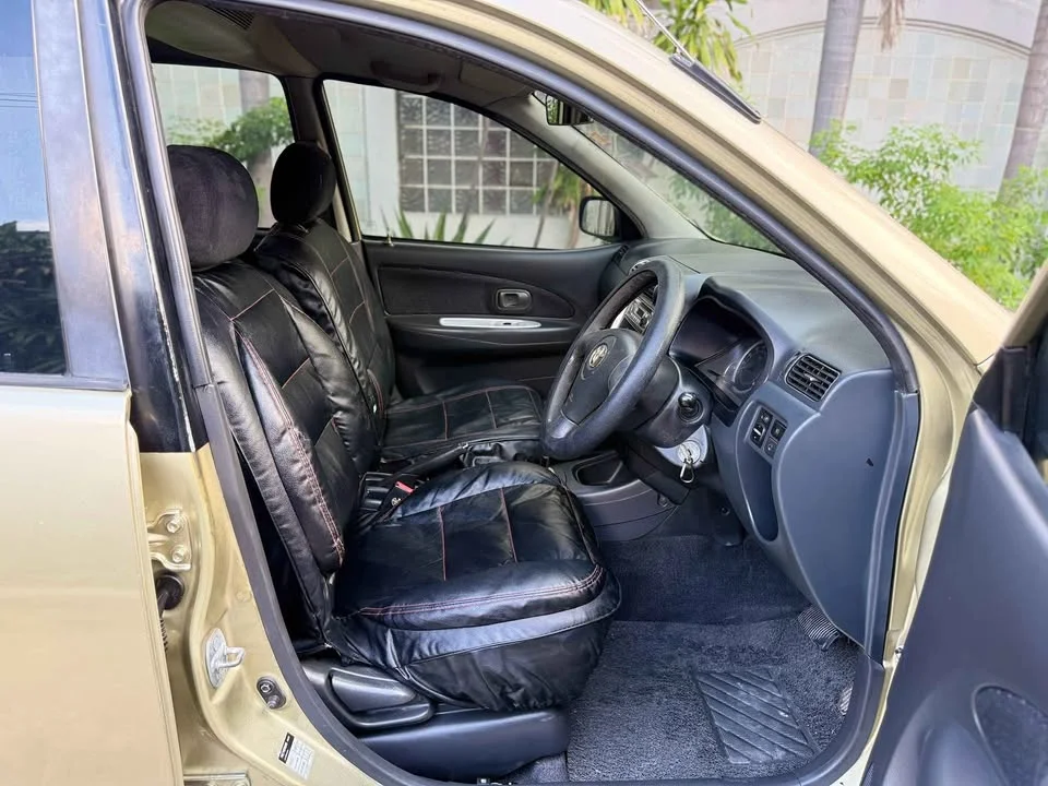 2005 Toyota Avanza I 2