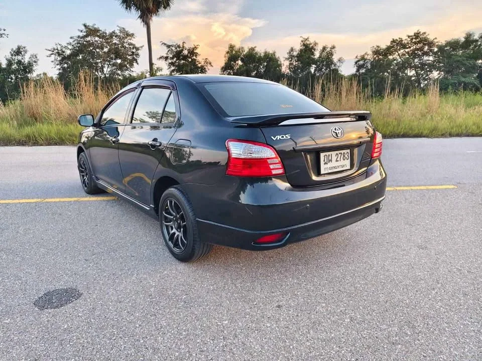 2010 Toyota Vios II 2