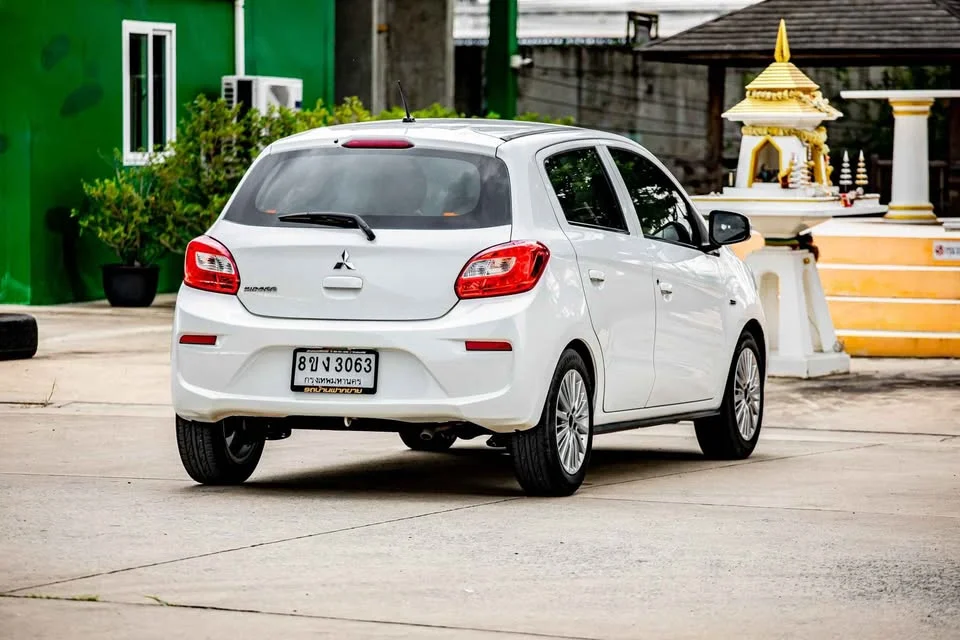 2018 Mitsubishi Mirage VI 3