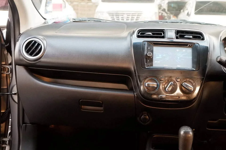 2016 Mitsubishi Mirage VI 2