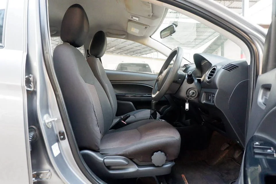 2016 Mitsubishi Mirage VI 3