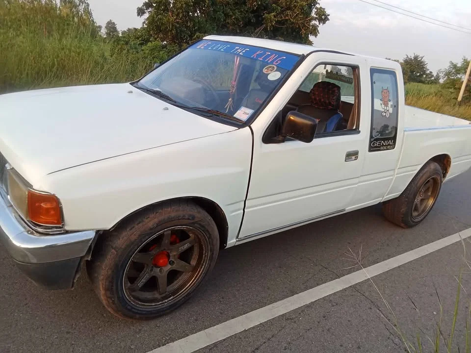 1992 Isuzu Faster Dragon Eyes III 2