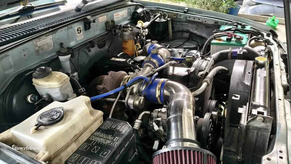 2000 Toyota Hilux Tiger VI 3