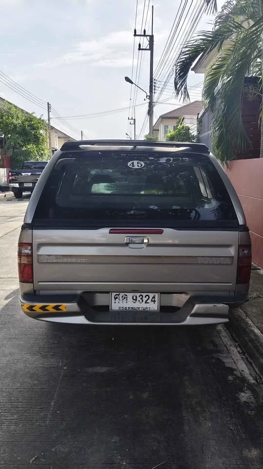2004 Toyota Hilux Tiger VI 3