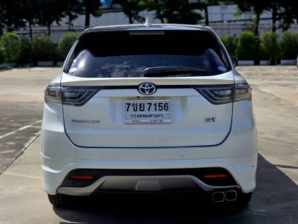 2015 Toyota Harrier III 2