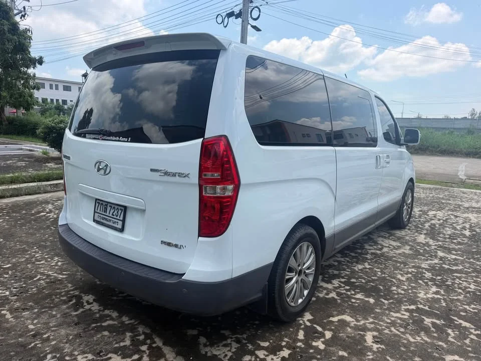 2013 Hyundai H-1 II 2