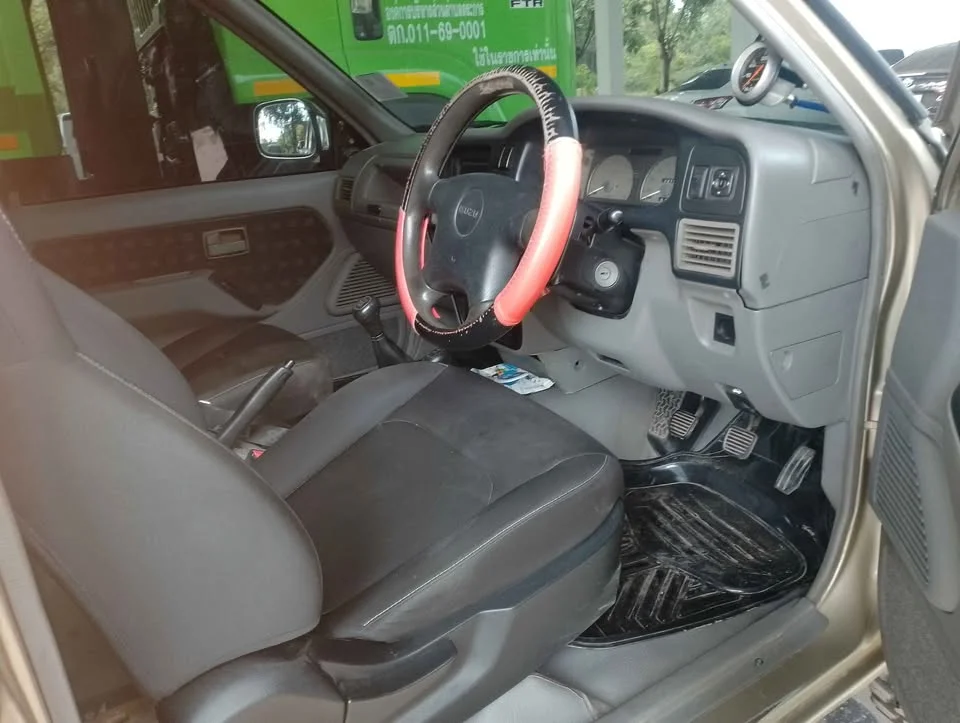 2027 Isuzu Faster Dragon Eyes III 2