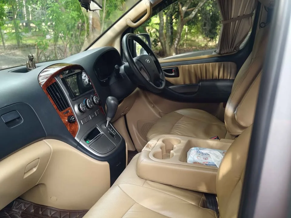 2010 Hyundai H-1 II 3