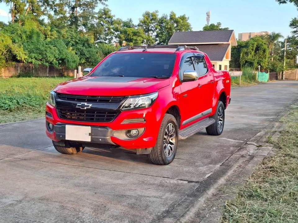 2017 Chevrolet Colorado II 3