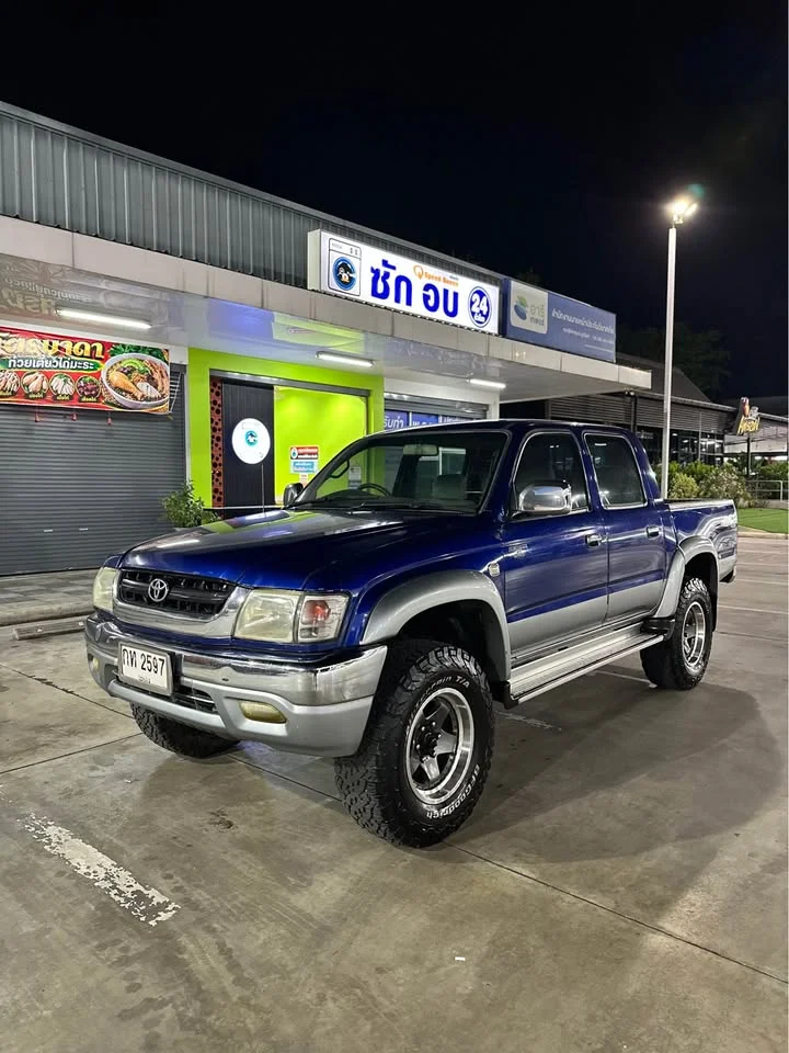 2004 Toyota Hilux Tiger VI 2
