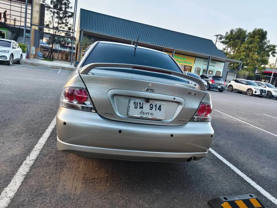 2005 Mitsubishi Lancer VIII 2