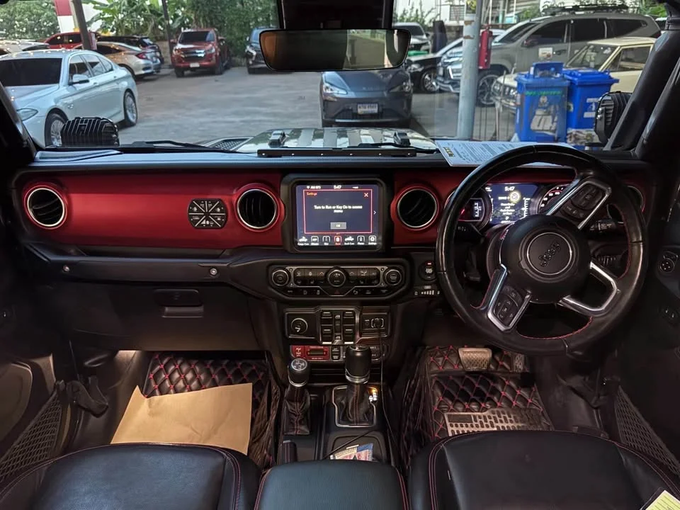 2021 Jeep Wrangler JL 3