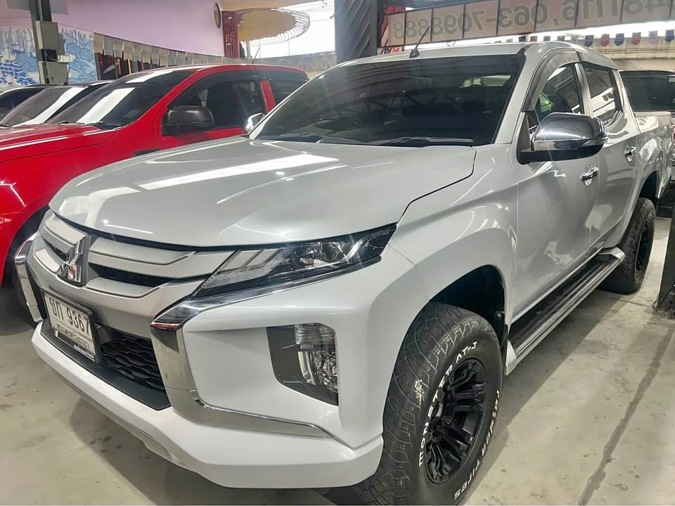 2021 Mitsubishi Triton V 2