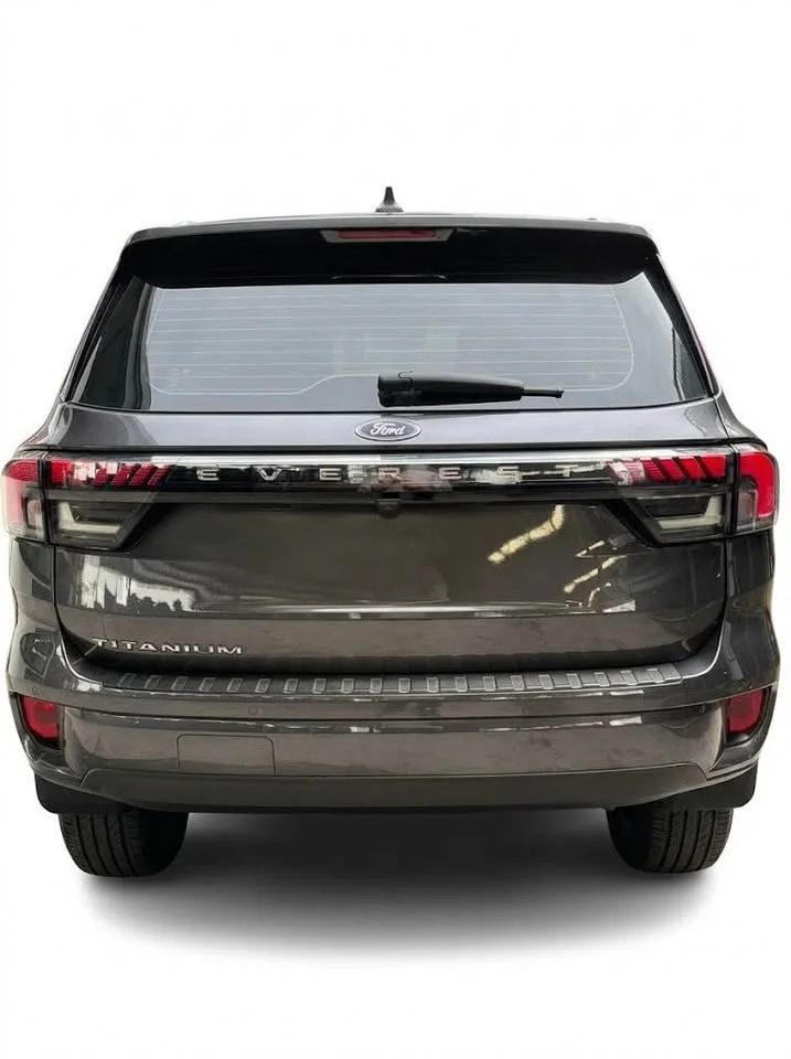 2022 Ford Everest III 3