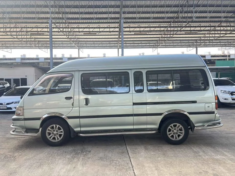 1995 Toyota Commuter IV (H100) 2