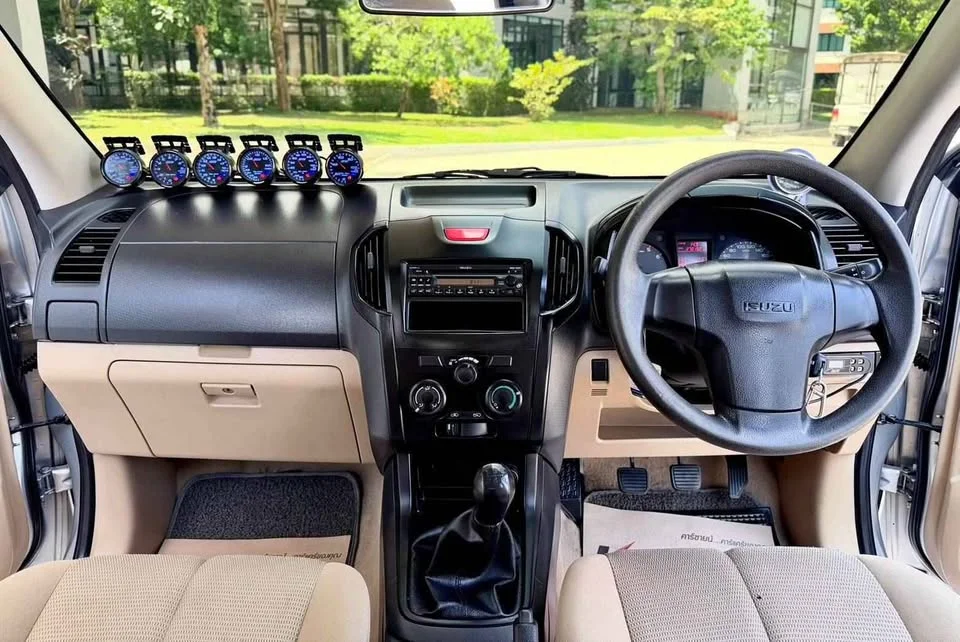 2012 Isuzu D-Max II (RT) 3