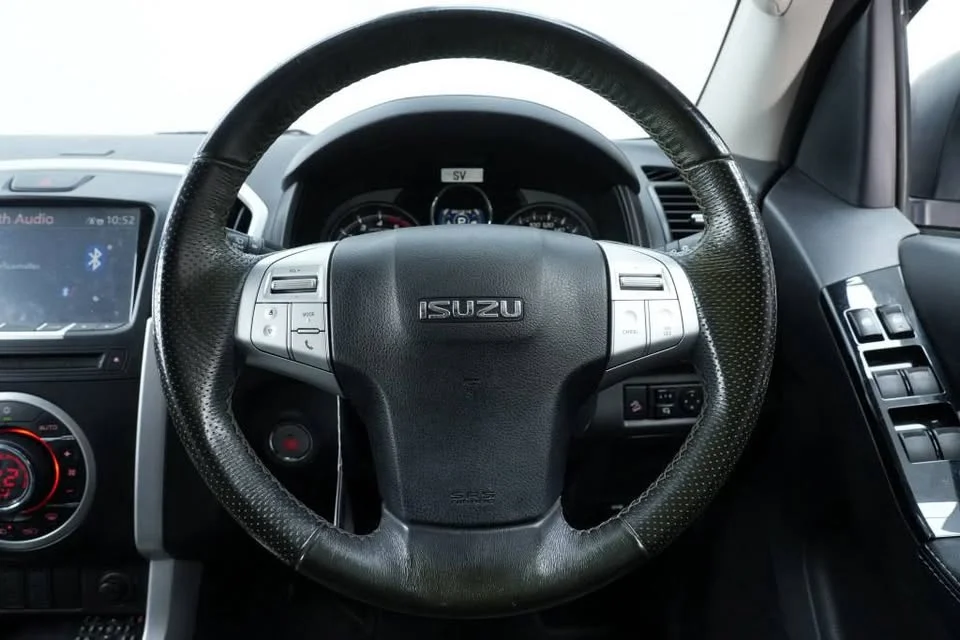 2019 Isuzu MU-X I 3